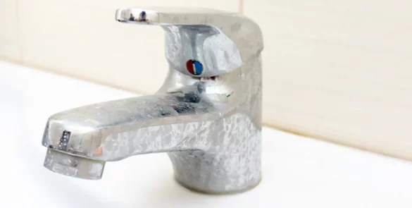 IMAGE - CALCAIRE SUR ROBINET